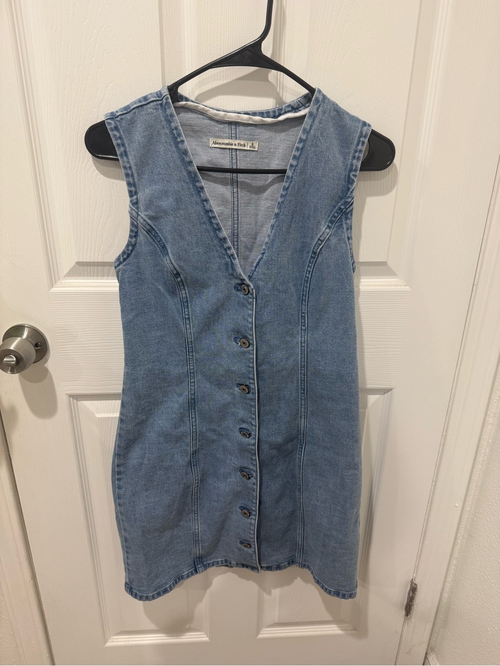 Abercrombie & Fitch Classic Light Blue Sleeveless Denim Button-Front Dress
